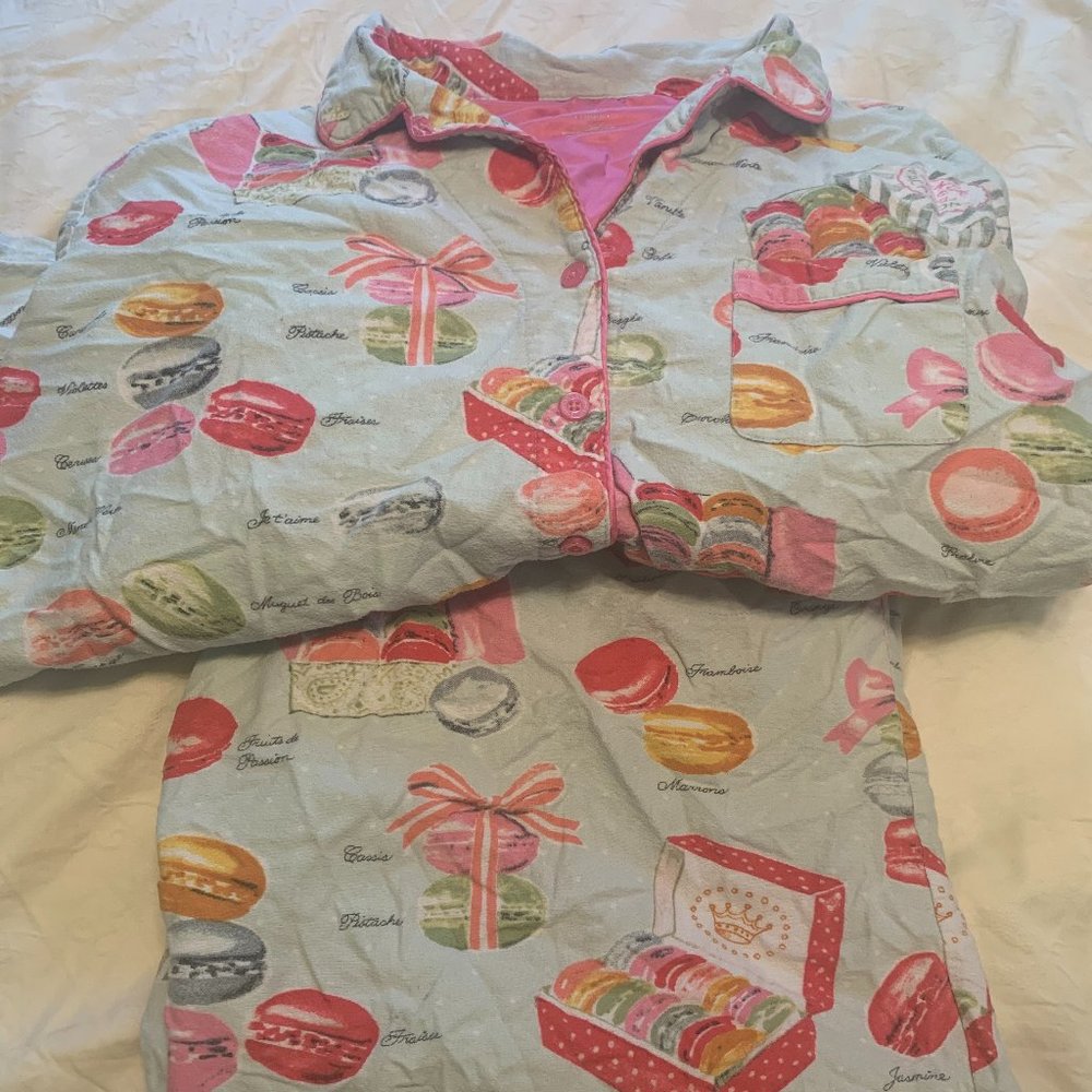 Nick & Nora Flannel Macaroon PJ Set